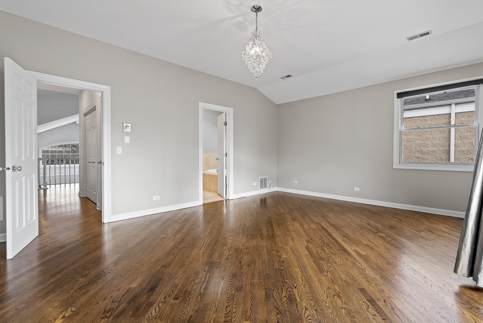 1545 N NORTH PARK Avenue Unit: 3N