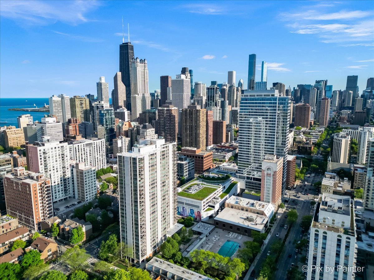 1360 N Sandburg Terrace Unit: 2203