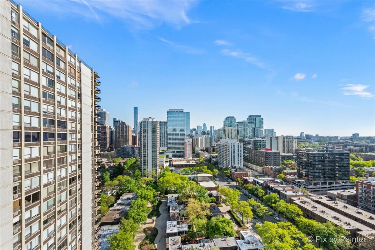 1360 N Sandburg Terrace Unit: 2203