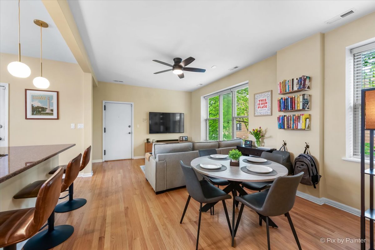 2550 N AVERS Avenue Unit: 2S