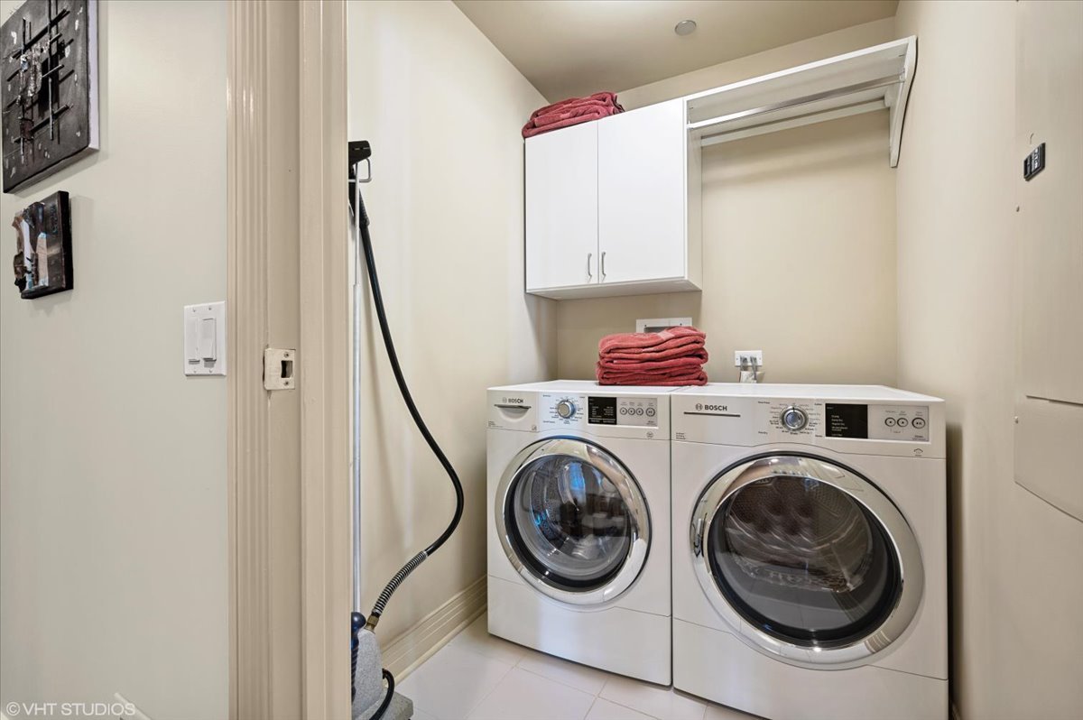 600 N Lake Shore Drive Unit: 1412