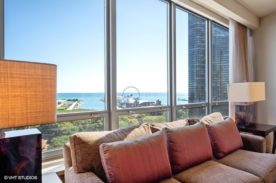 600 N Lake Shore Drive Unit: 1412