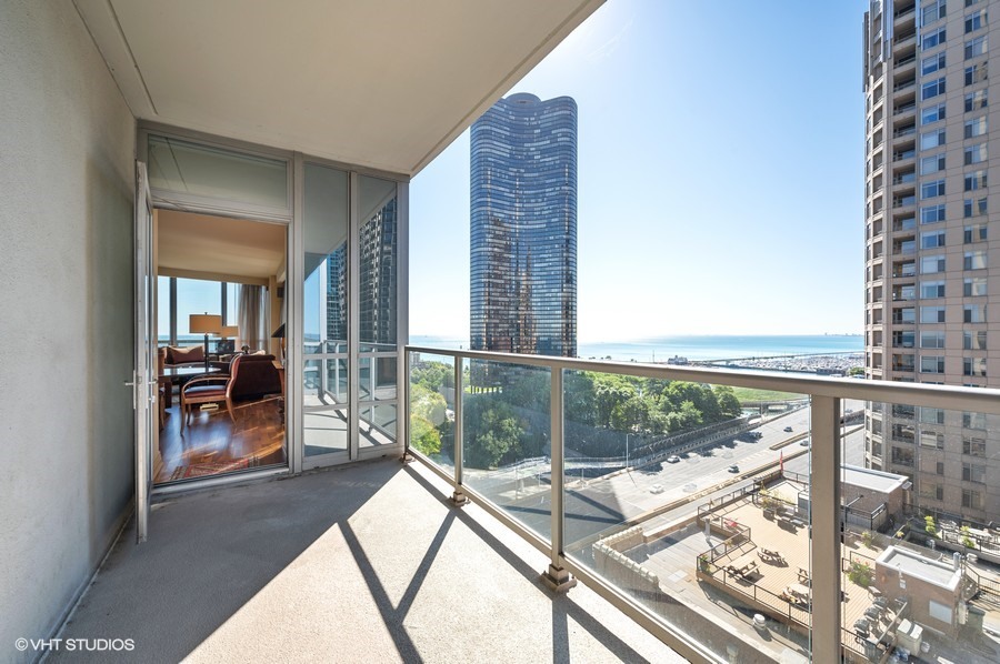 600 N Lake Shore Drive Unit: 1412