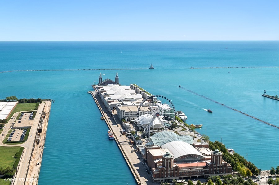 600 N Lake Shore Drive Unit: 1412