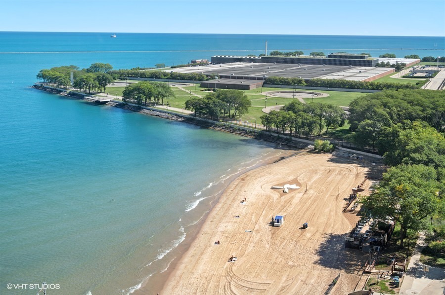 600 N Lake Shore Drive Unit: 1412