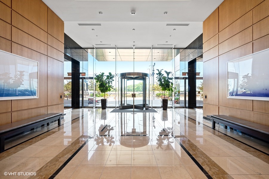 600 N Lake Shore Drive Unit: 1412