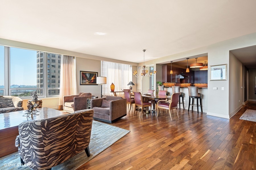 600 N Lake Shore Drive Unit: 1412