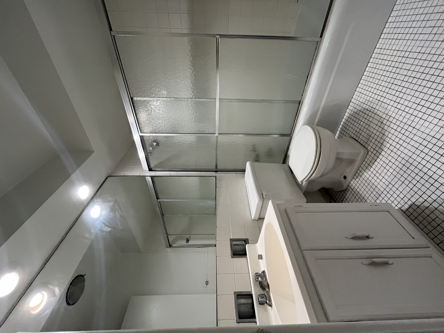 736 W Buena Avenue Unit: 301