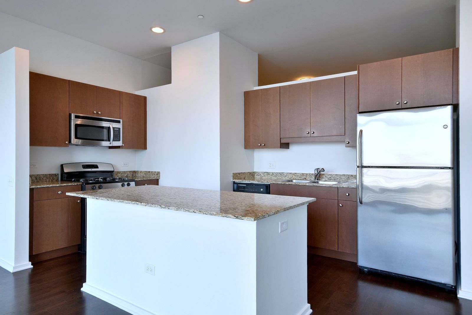 65 E Monroe Street Unit: 4420