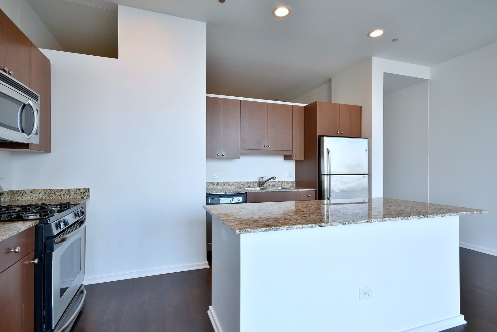 65 E Monroe Street Unit: 4420