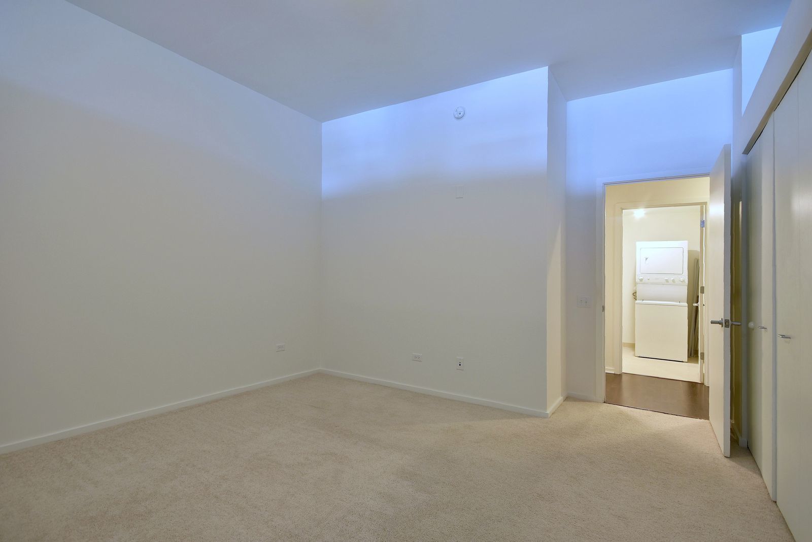65 E Monroe Street Unit: 4420
