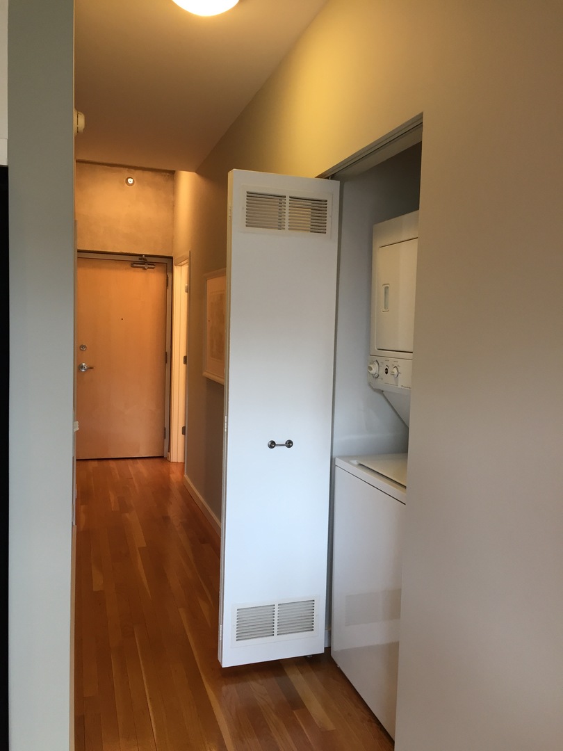 630 N Franklin Street Unit: 813
