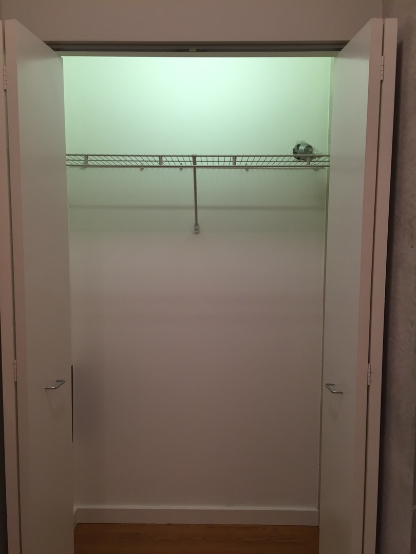 630 N Franklin Street Unit: 813