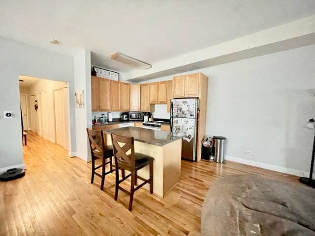 1459 N MILWAUKEE Avenue Unit: 4A
