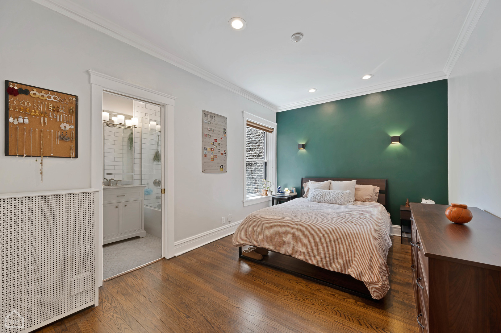 713 W Montrose Avenue Unit: 3W