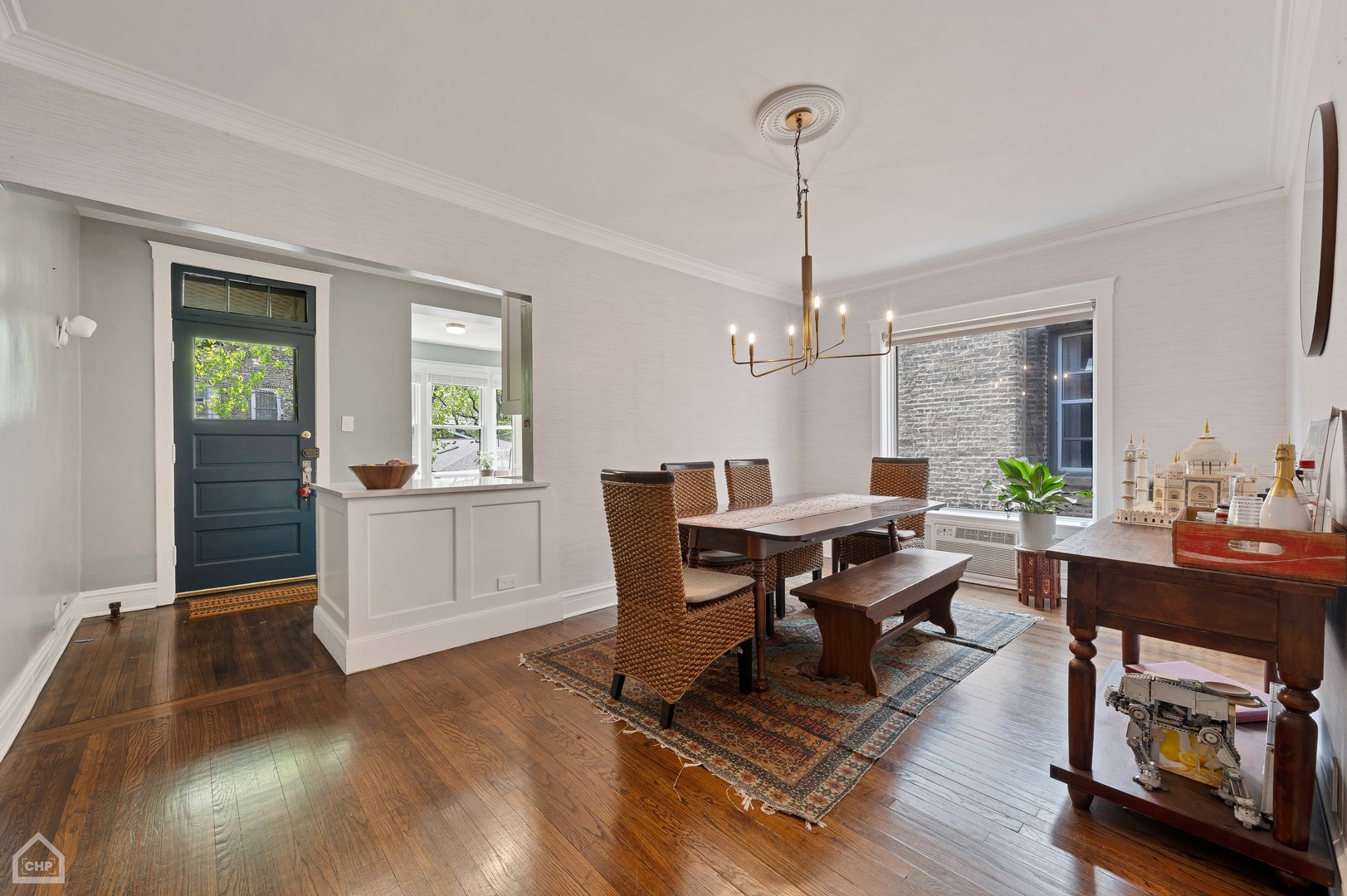 713 W Montrose Avenue Unit: 3W