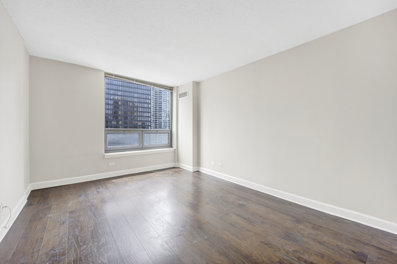 440 N WABASH Avenue Unit: 3205