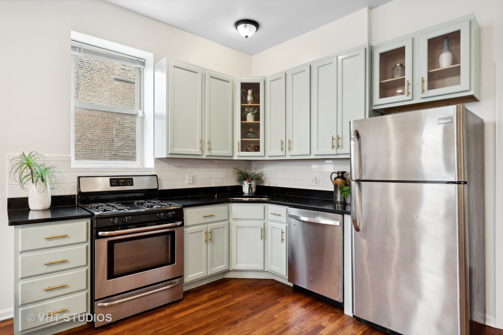 1745 W 18th Place Unit: 1R