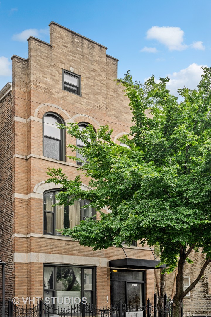 1745 W 18th Place Unit: 1R