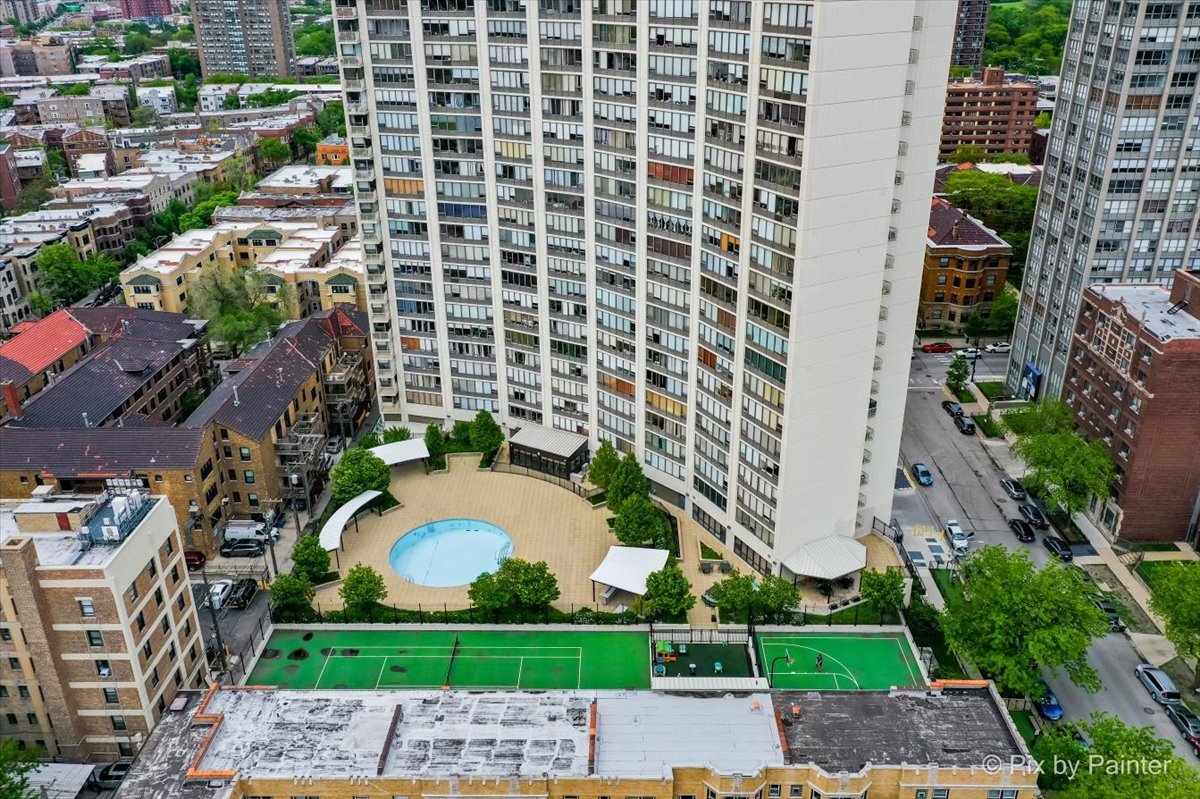 3930 N Pine Grove Avenue Unit: 3101