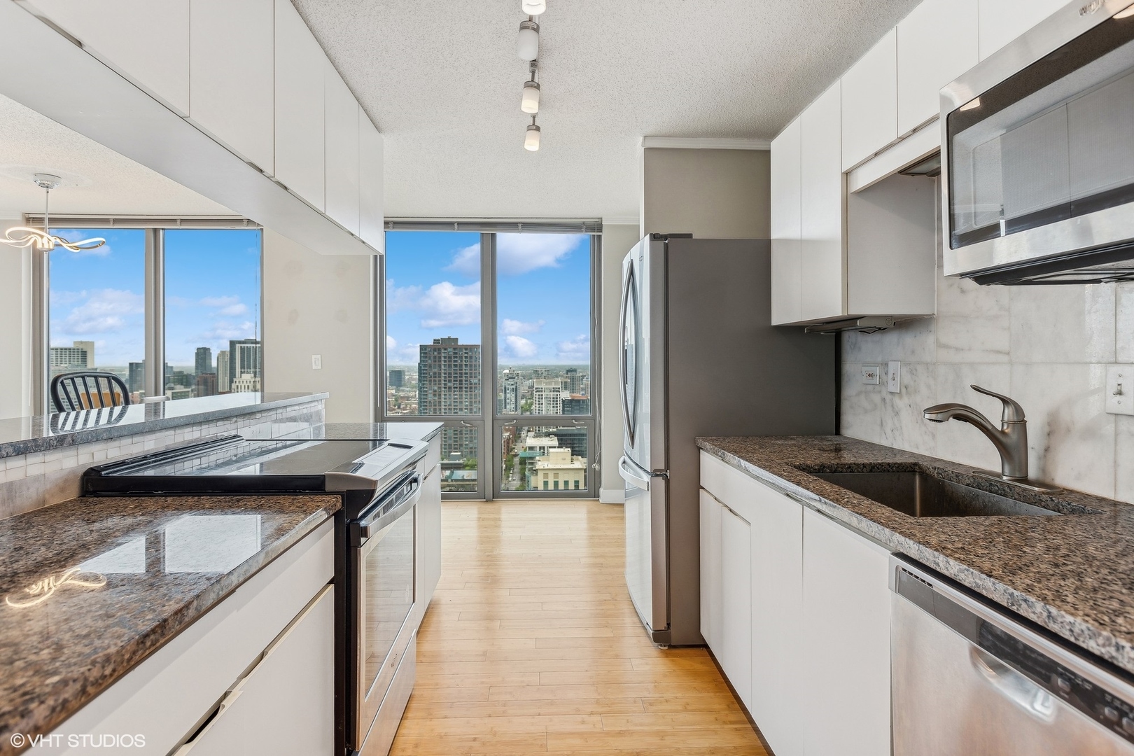 2 E Erie Street Unit: 3505
