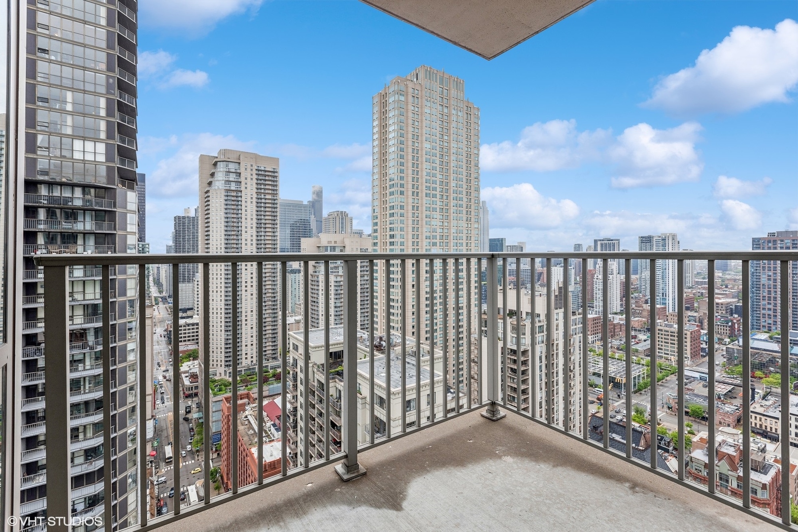 2 E Erie Street Unit: 3505