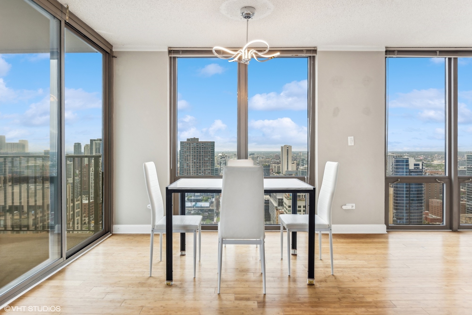 2 E Erie Street Unit: 3505