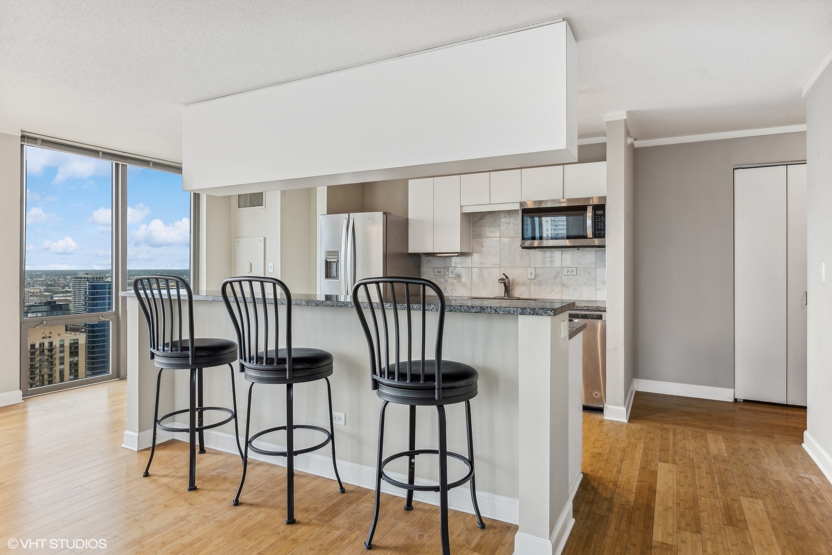 2 E Erie Street Unit: 3505