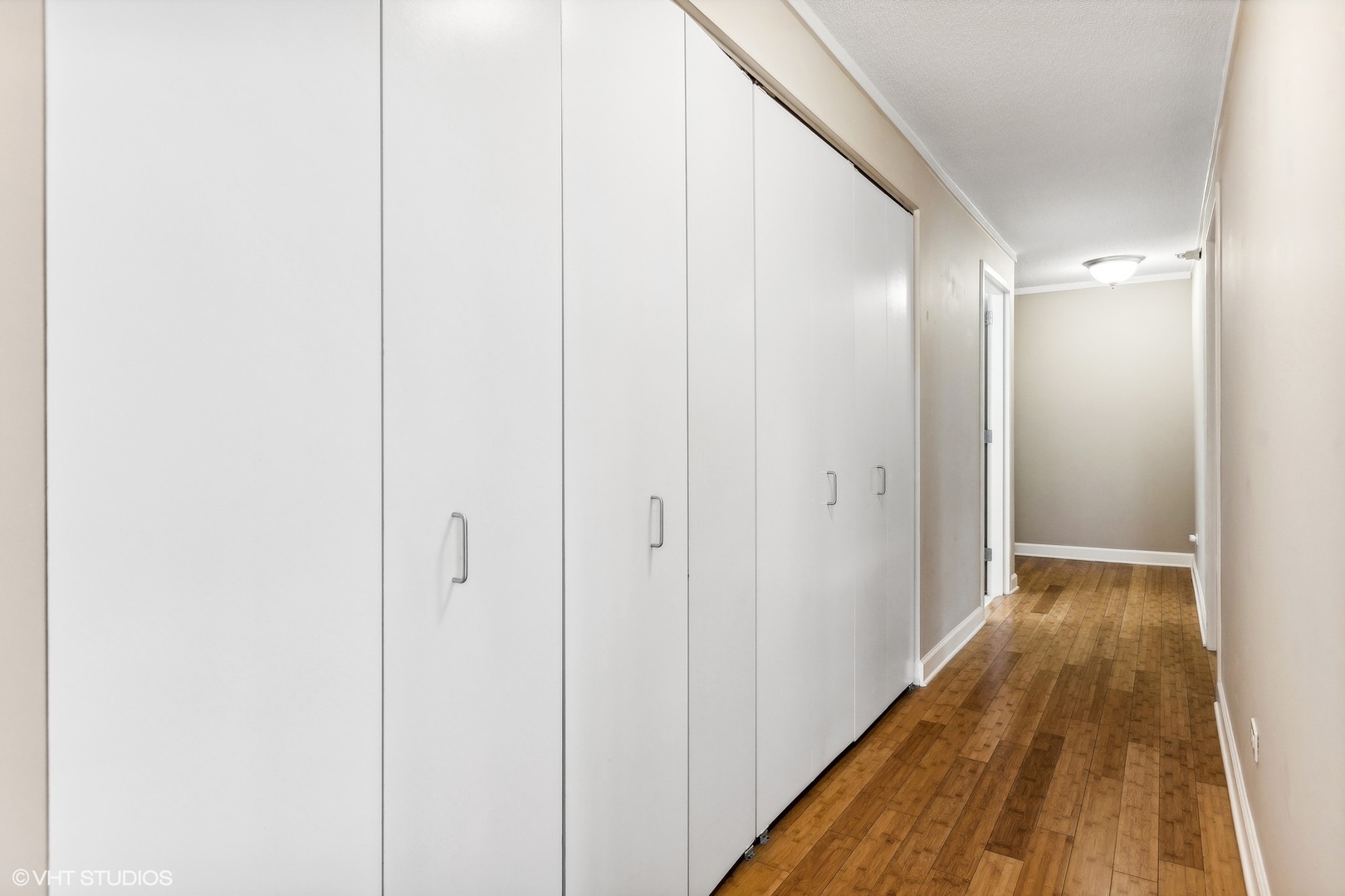 2 E Erie Street Unit: 3505