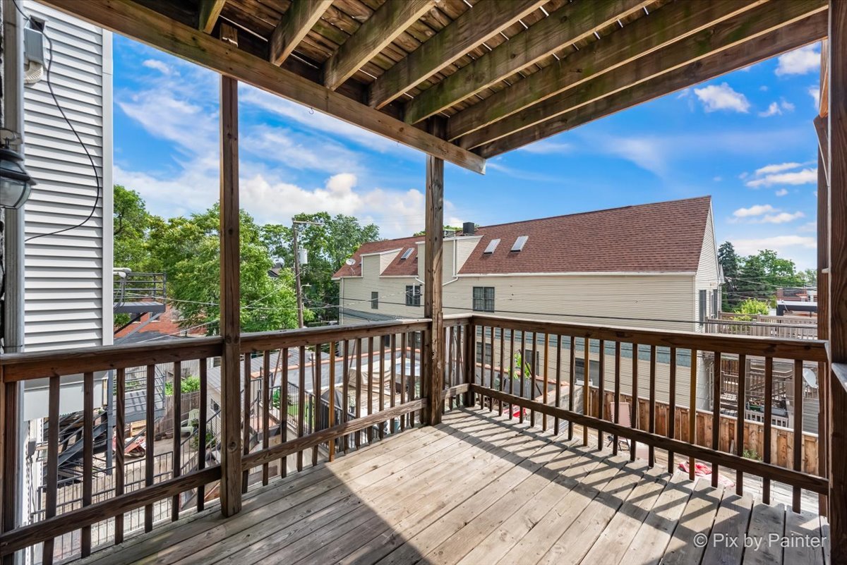 2849 N Damen Avenue Unit: 2