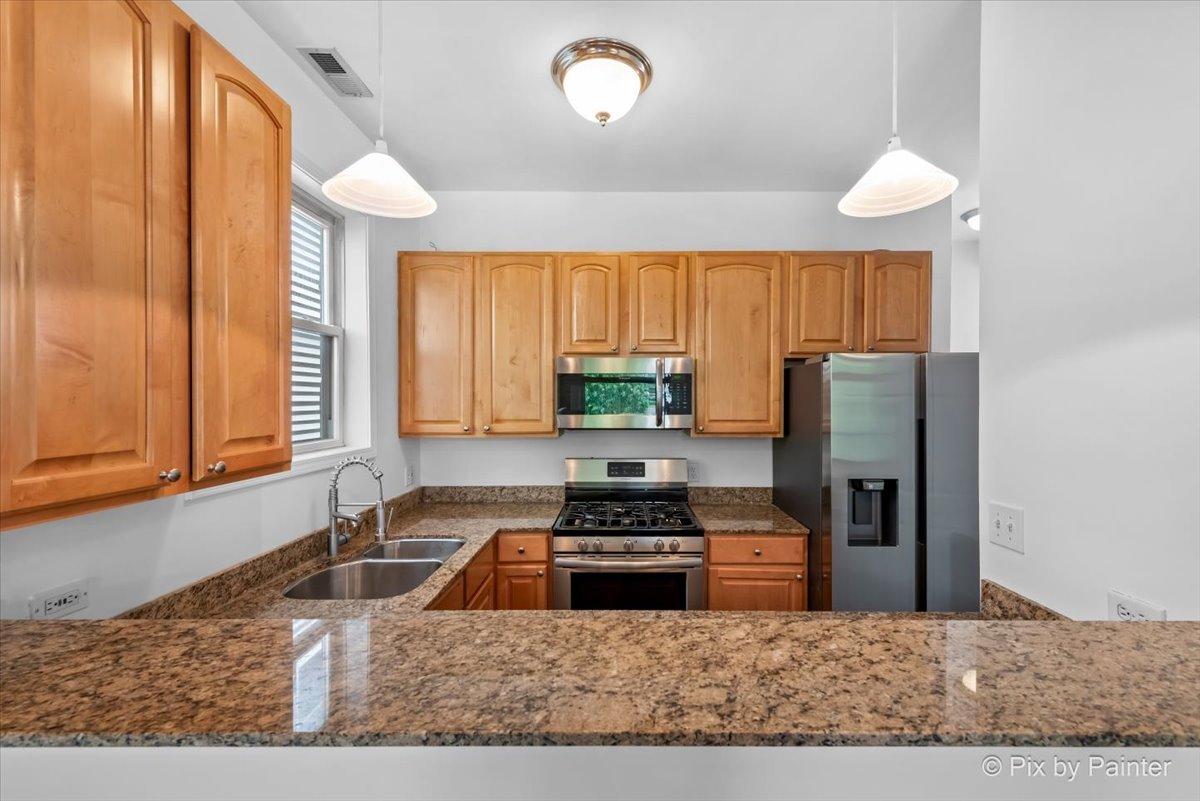 2849 N Damen Avenue Unit: 2