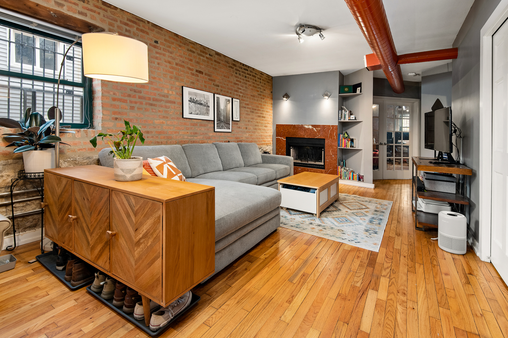 1546 W Cortez Street Unit: G