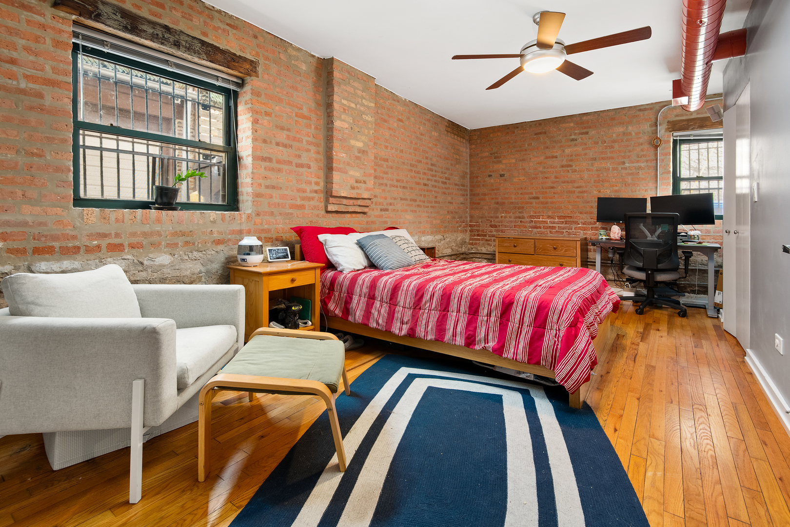 1546 W Cortez Street Unit: G