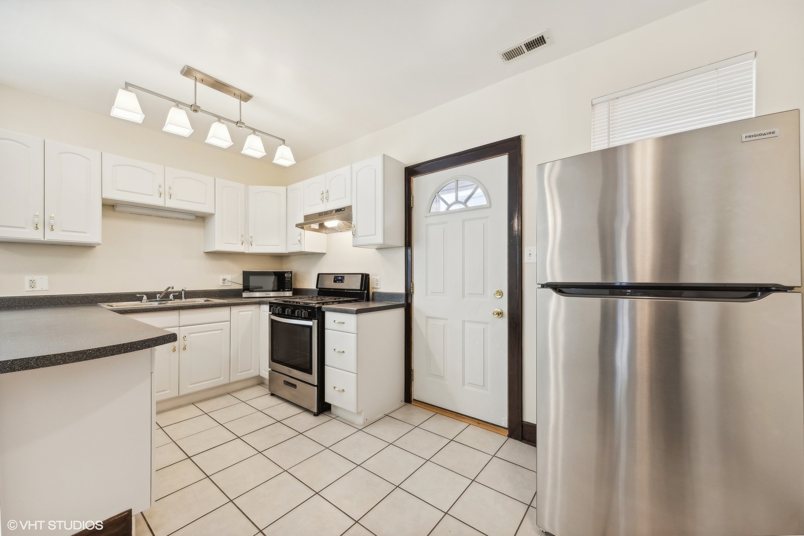 6746 16th Street Unit: B