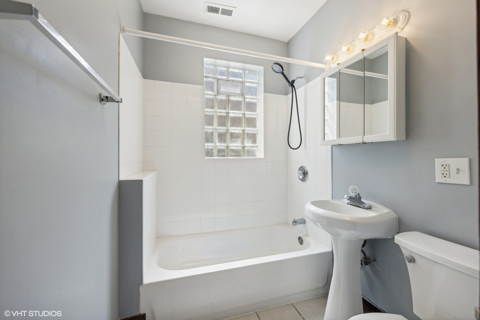 6746 16th Street Unit: B