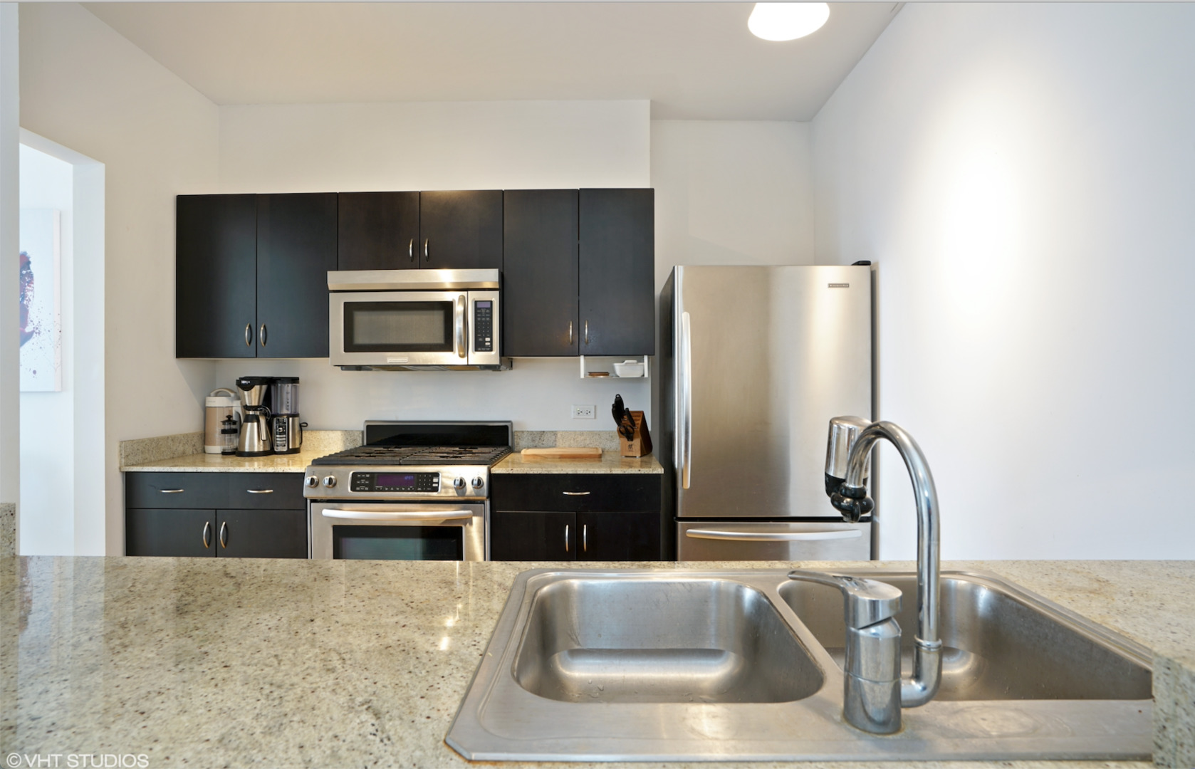 8 E Randolph Street Unit: 2506