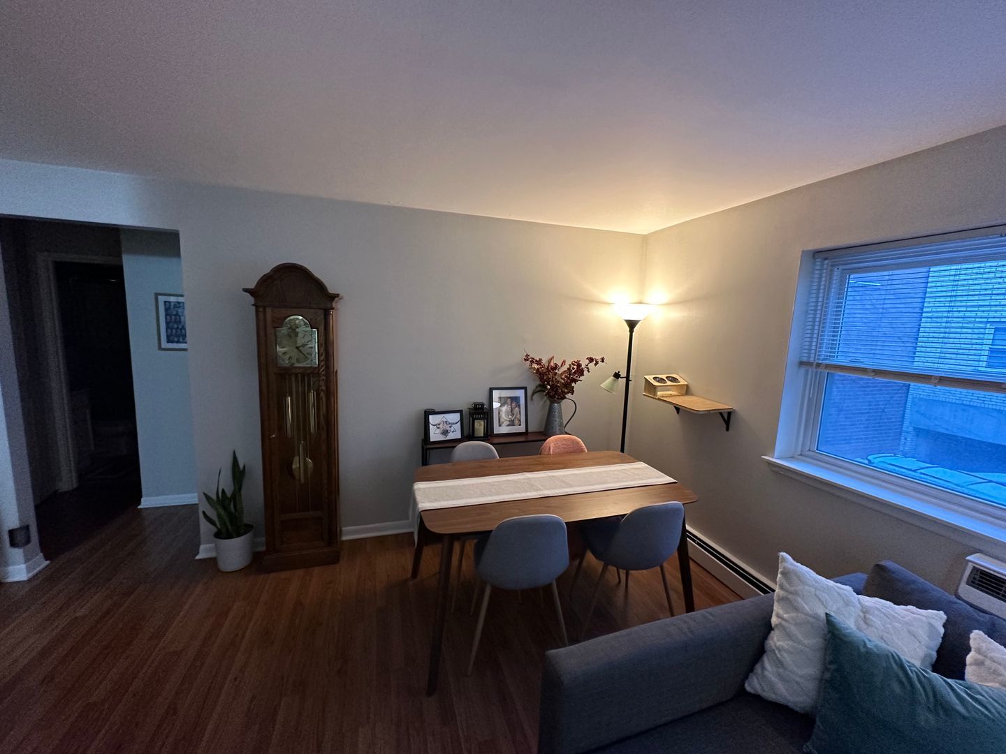 468 W Melrose Street Unit: 251