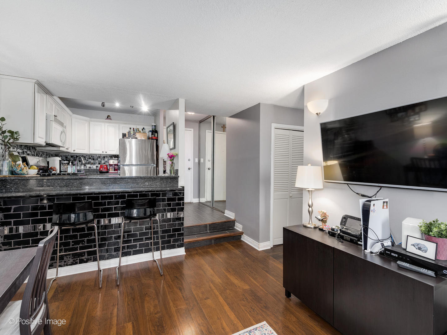 230 E Ontario Street Unit: 503