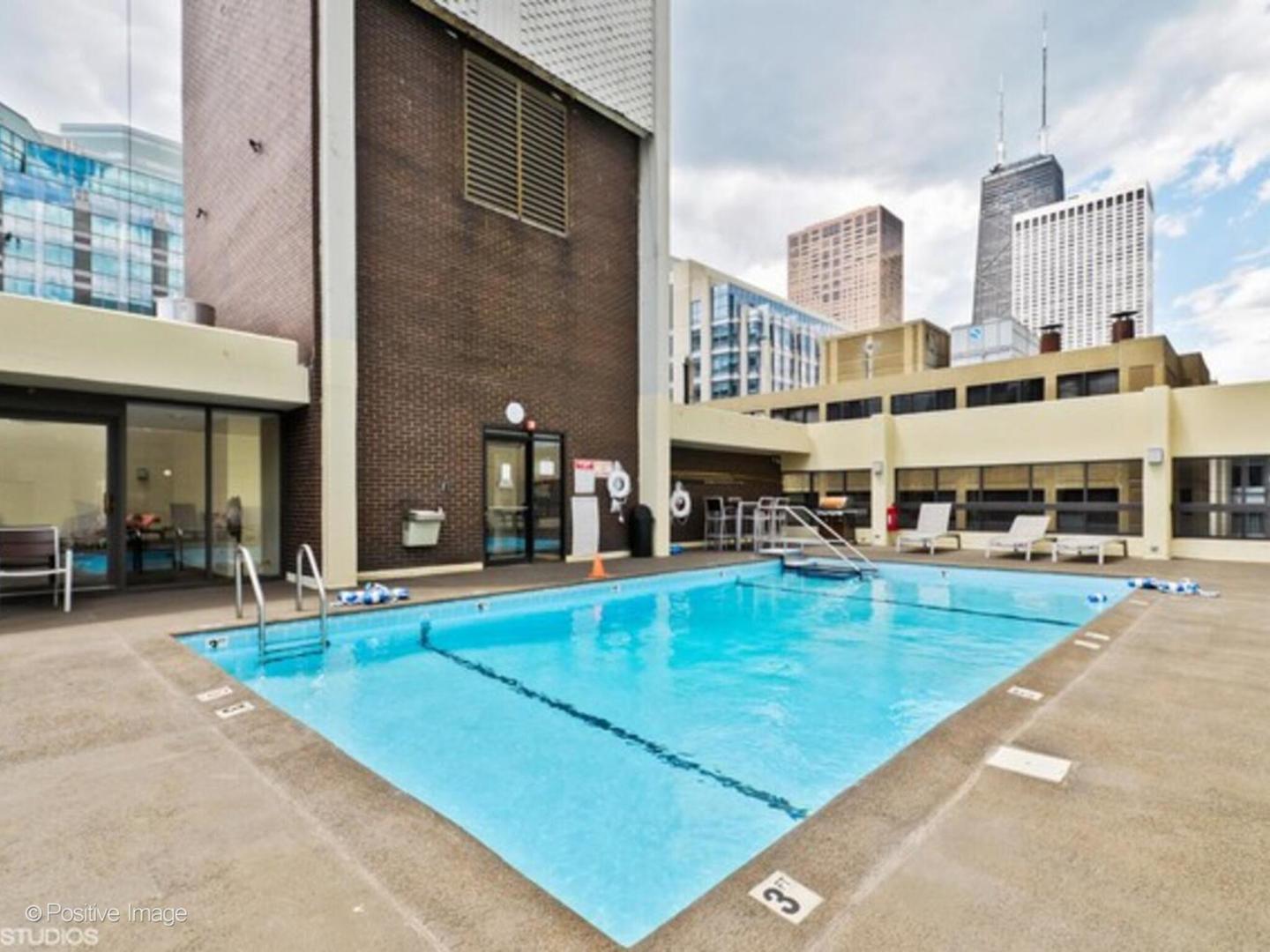 230 E Ontario Street Unit: 503