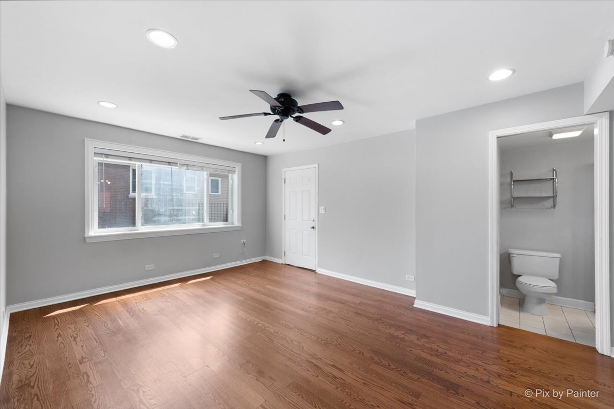 1429 W Jarvis Avenue Unit: 1A