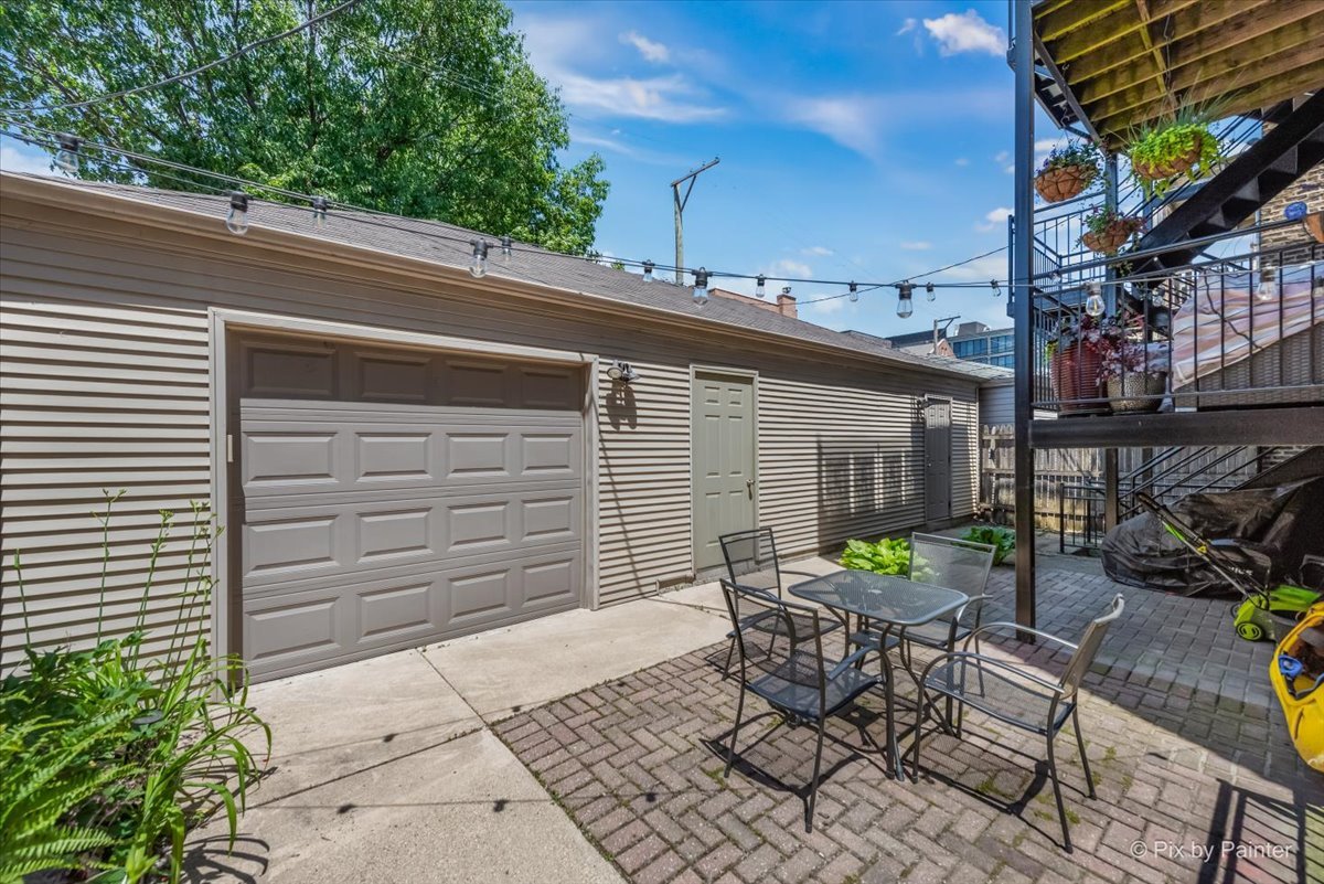 1246 W WINNEMAC Avenue Unit: G
