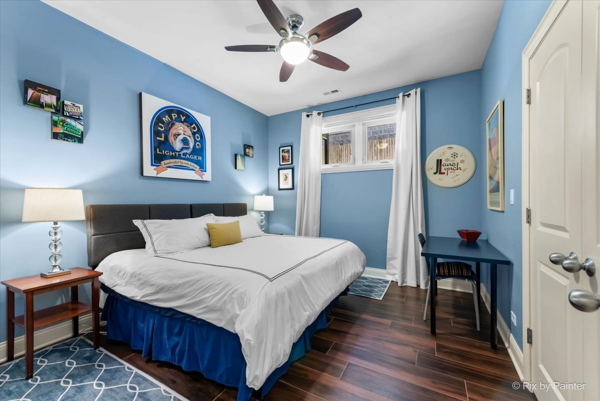 1246 W WINNEMAC Avenue Unit: G