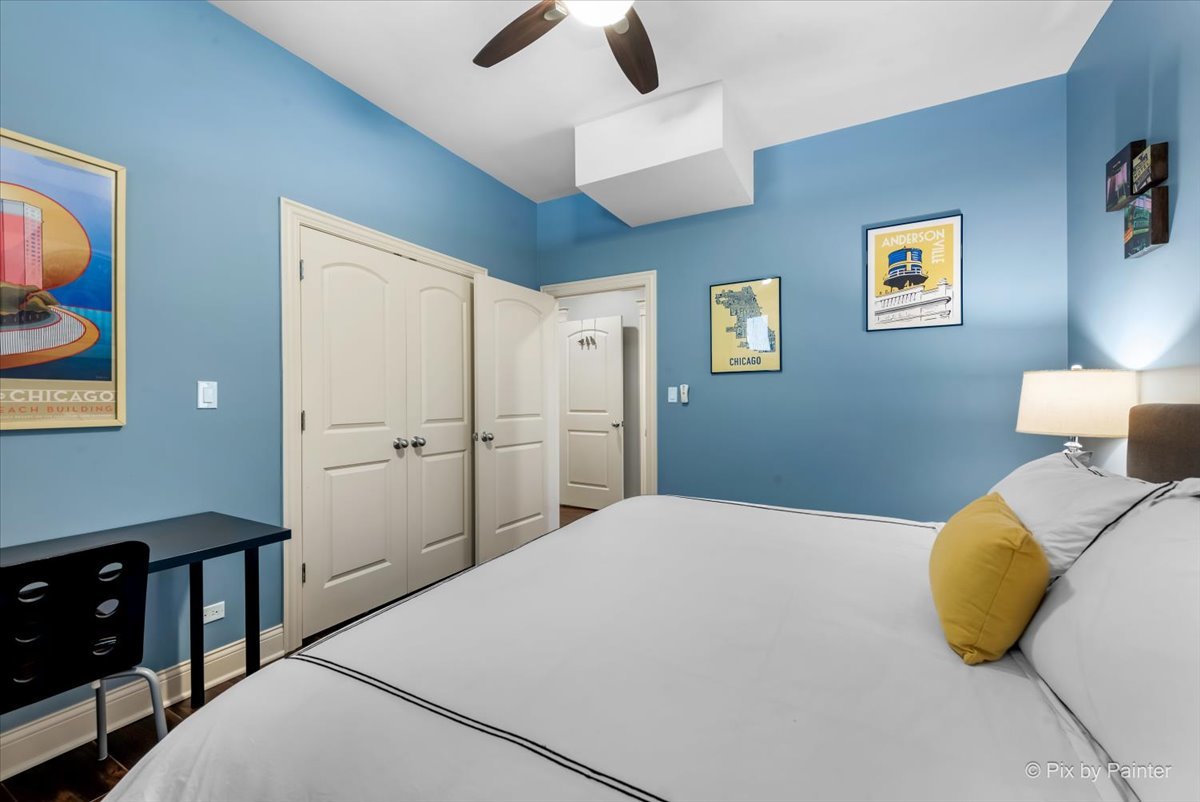1246 W WINNEMAC Avenue Unit: G