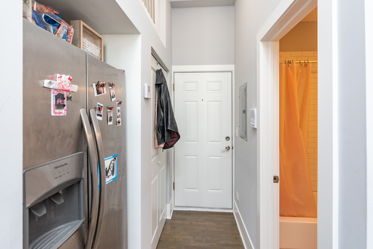 1717 S Carpenter Street Unit: 2