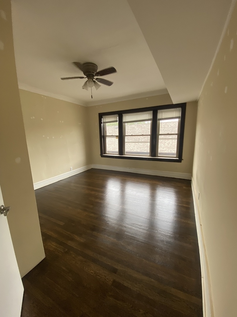 3823 N Monticello Avenue Unit: 3W