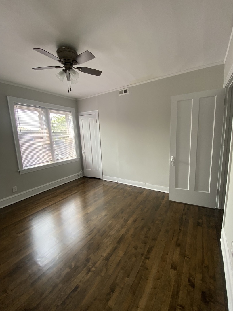 3823 N Monticello Avenue Unit: 3W