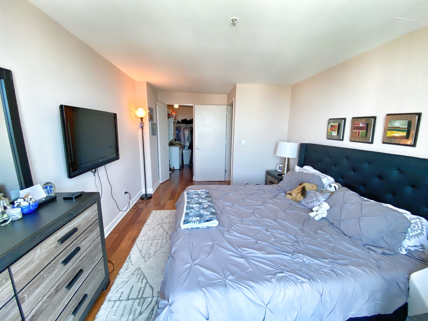 2 E Erie Street Unit: 3906
