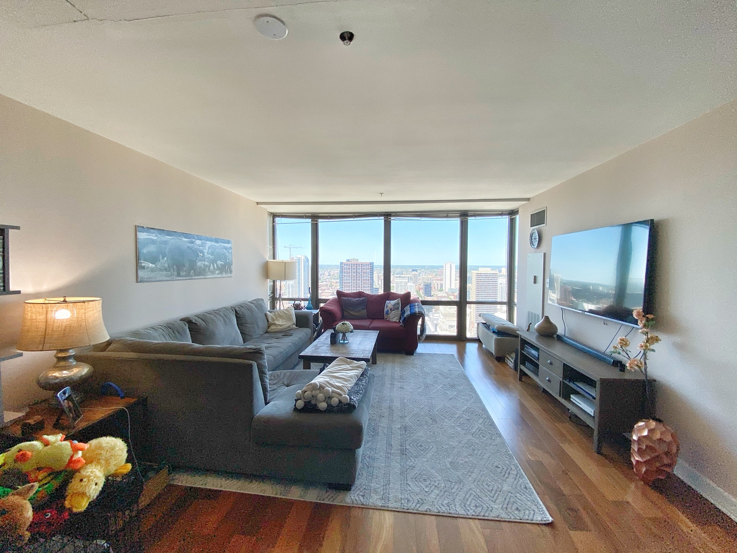 2 E Erie Street Unit: 3906