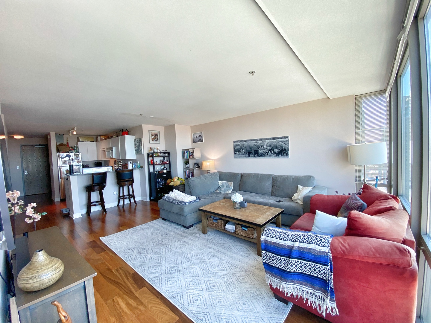 2 E Erie Street Unit: 3906