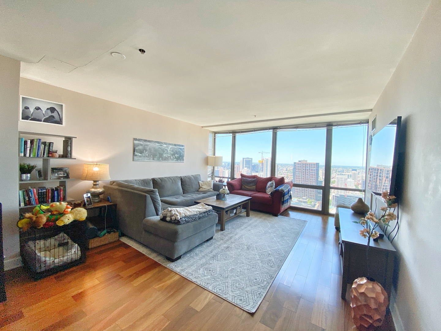 2 E Erie Street Unit: 3906